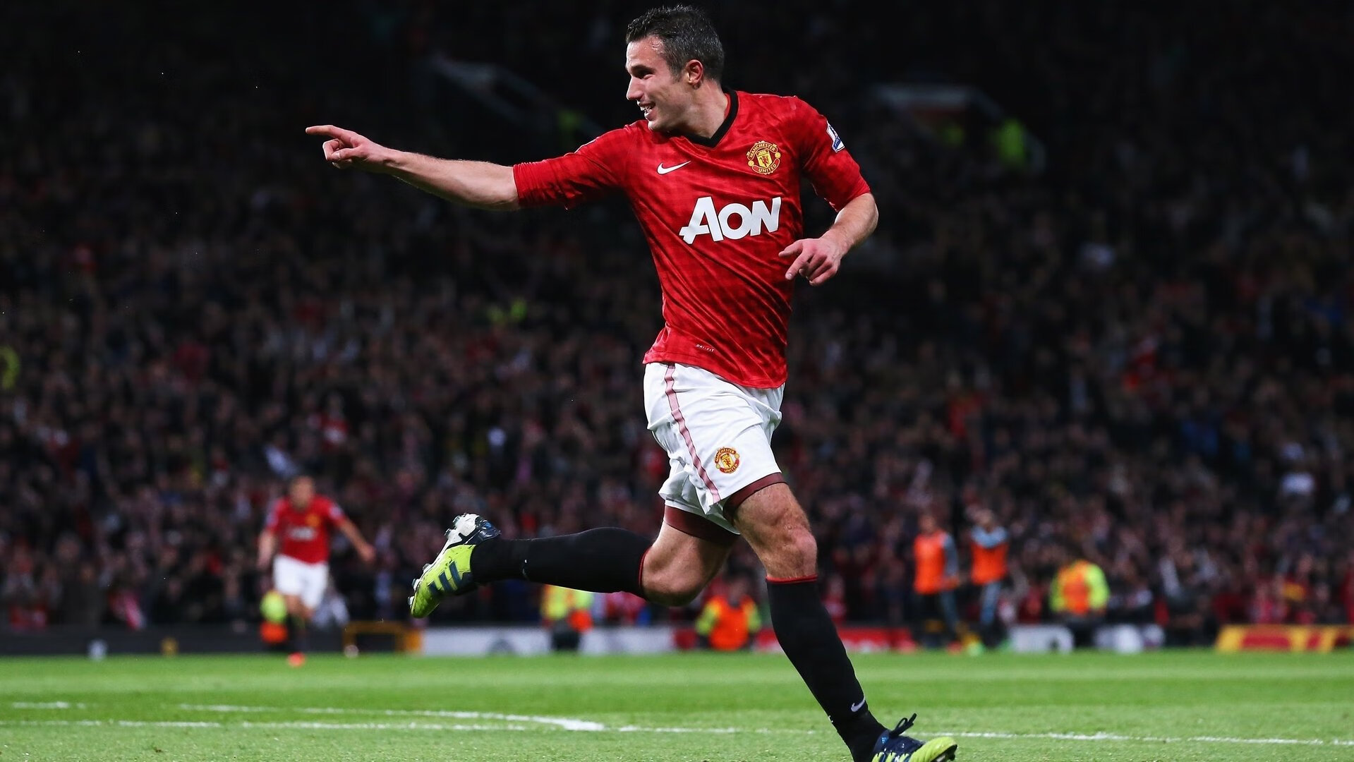 九游体育电竞-欧洲足球的盛事：破解欧冠成功的秘密武器，欧洲足坛怎么了